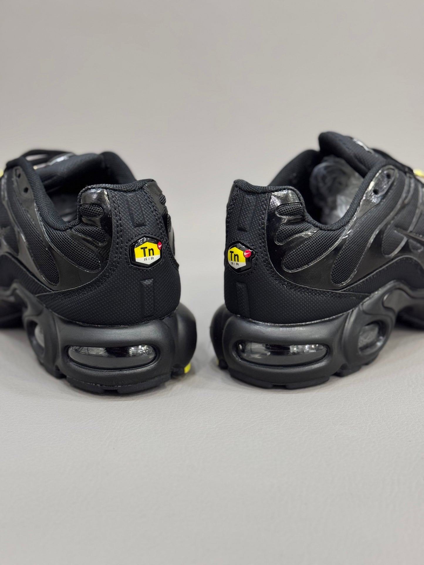 Nike Air Max TN Black