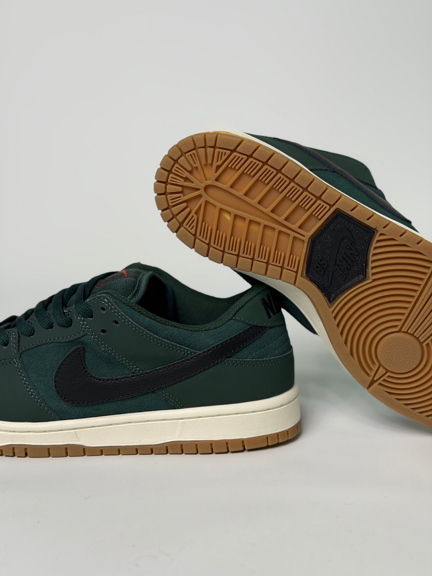 Nike SB Dunk Low