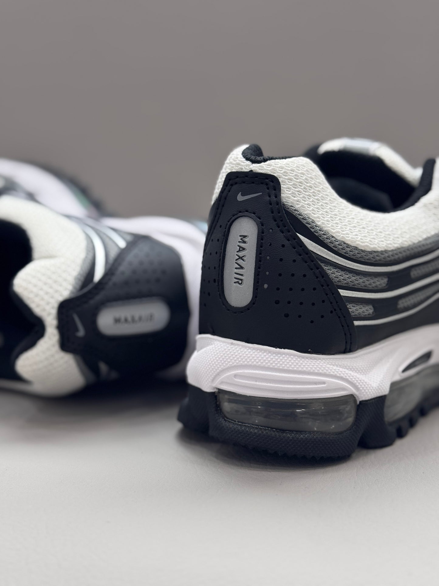 Nike Air Max TL 2.5