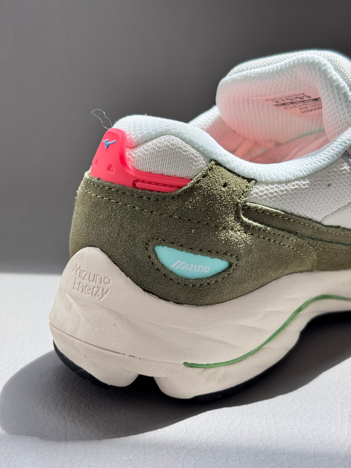 Mizuno Wave Rider Beta