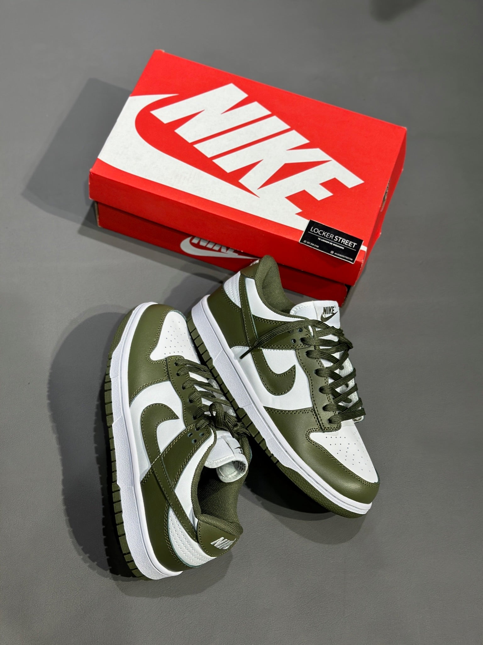 Olive green nike sb best sale