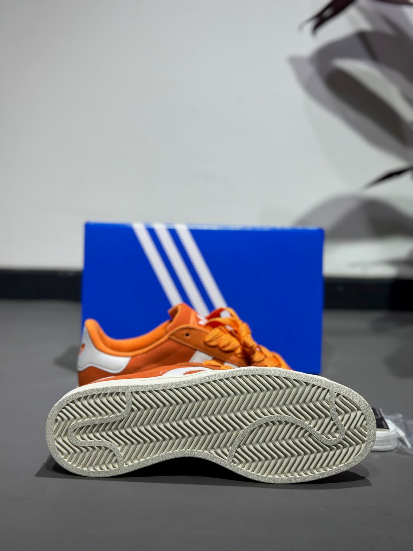 Adidas Campus 00s