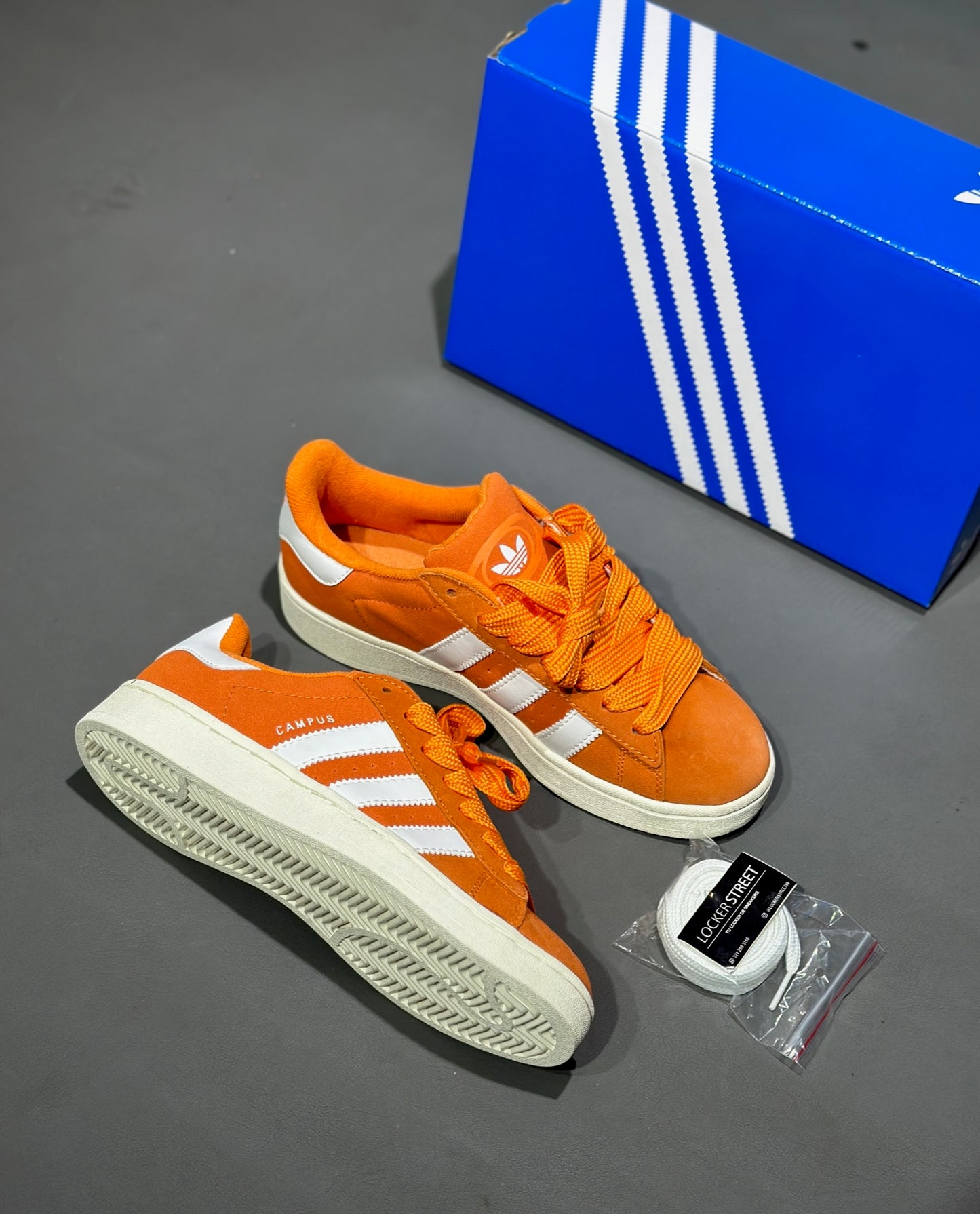 Adidas Campus 00s