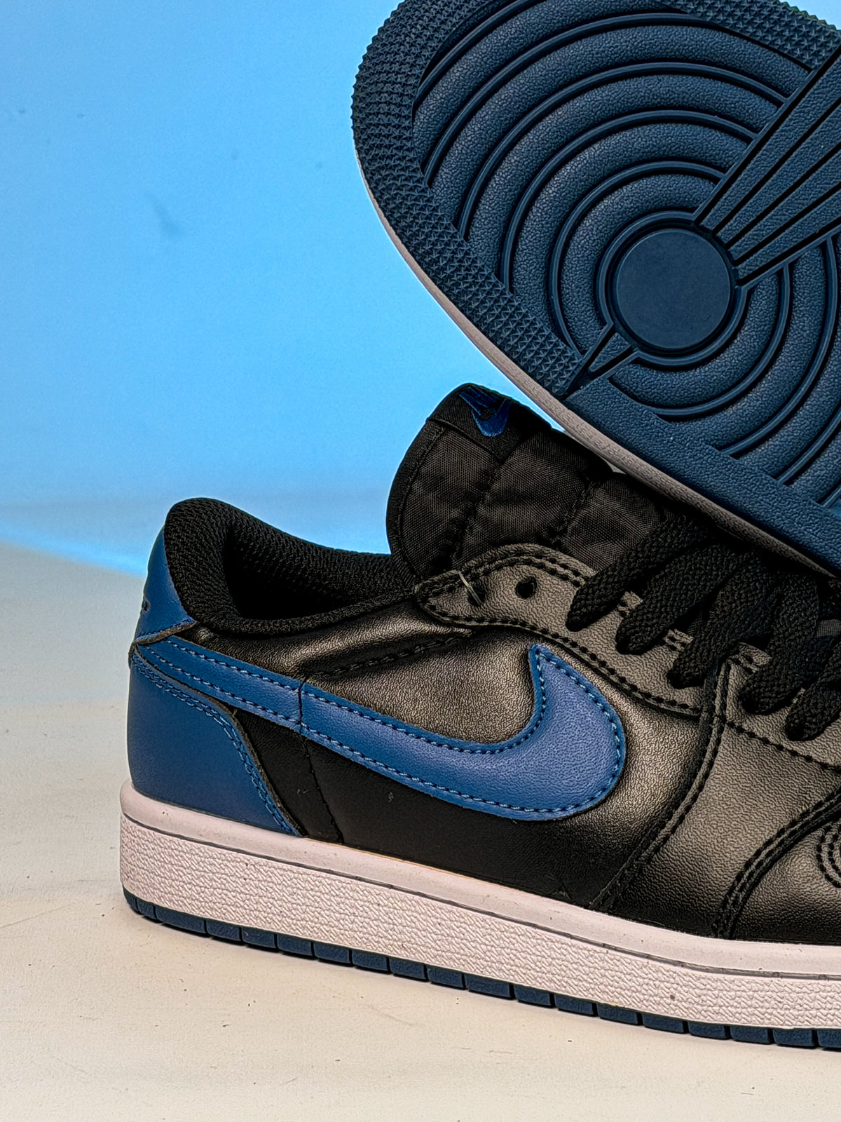 Air Jordan 1 Low