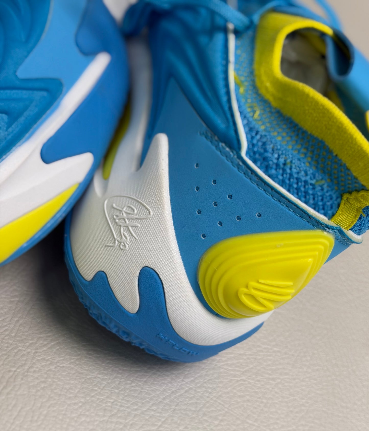 Under Armour Curry 13
