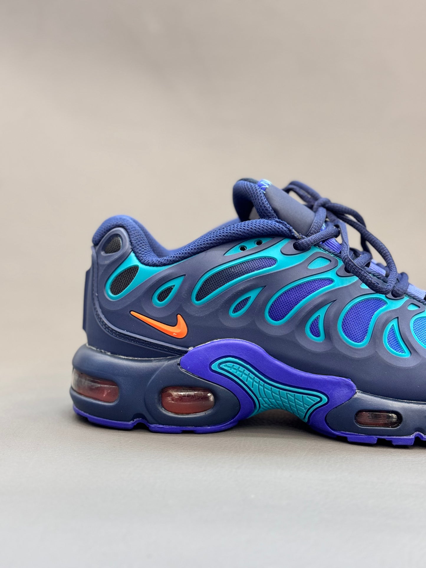 Nike Air Max Plus Drift Midnight Navy Total Orange