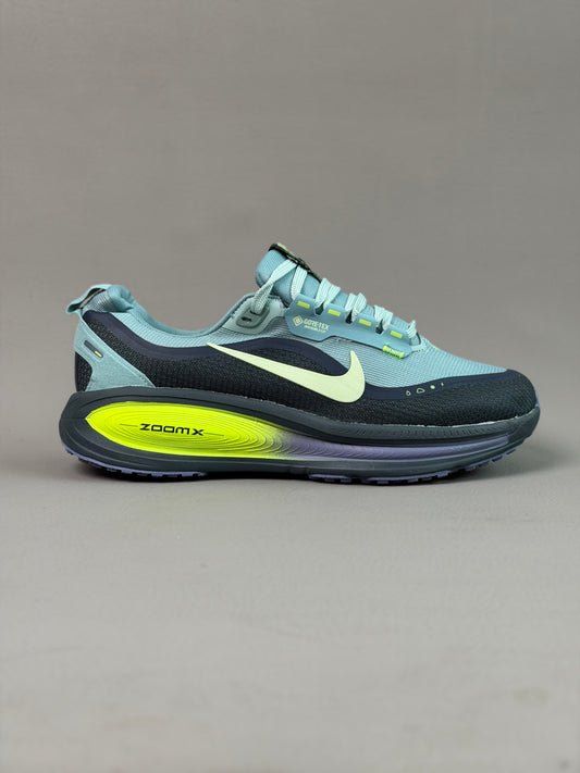 Nike Vomero 18 Gore-tex