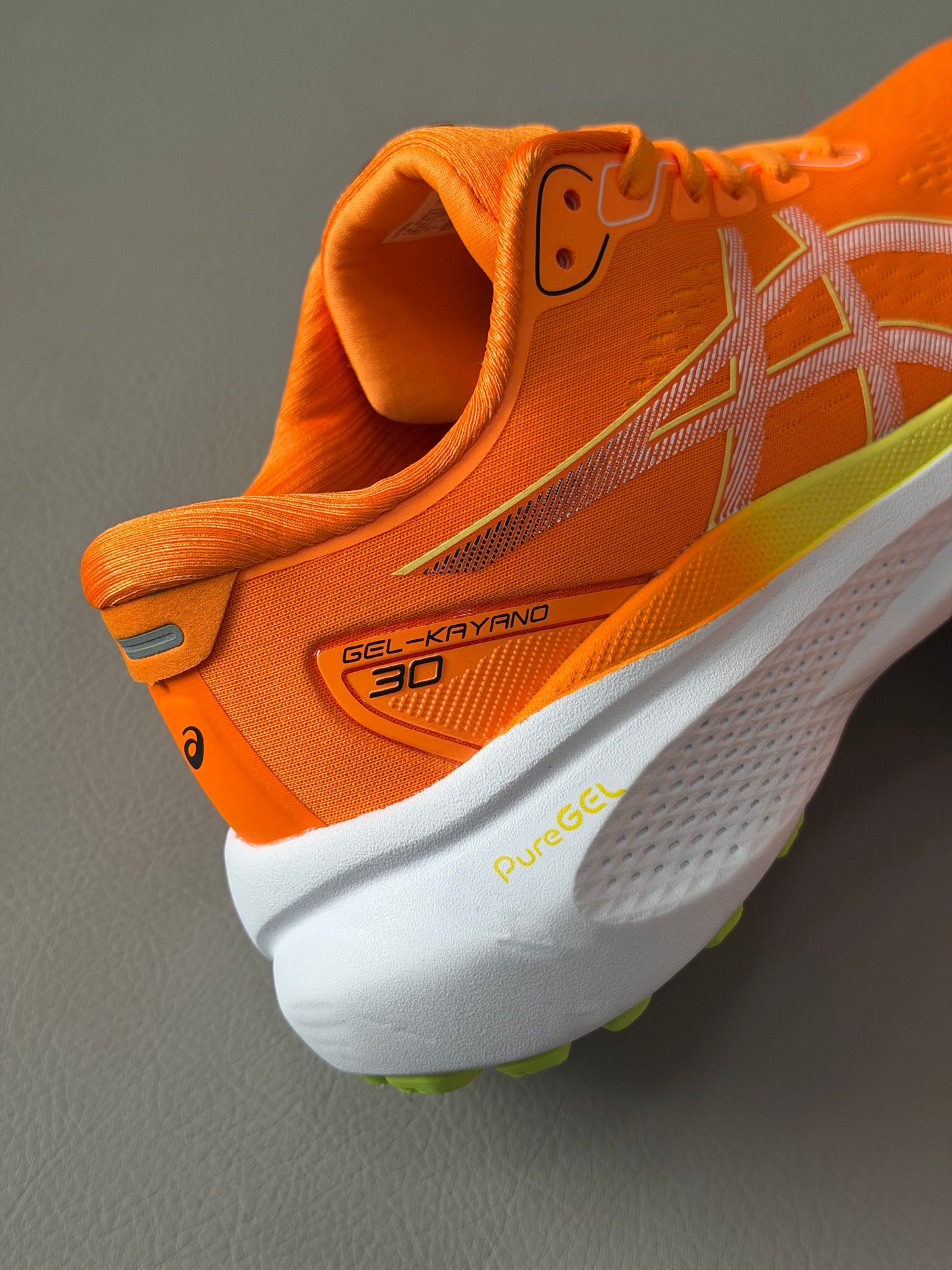 Asics Kayano 30