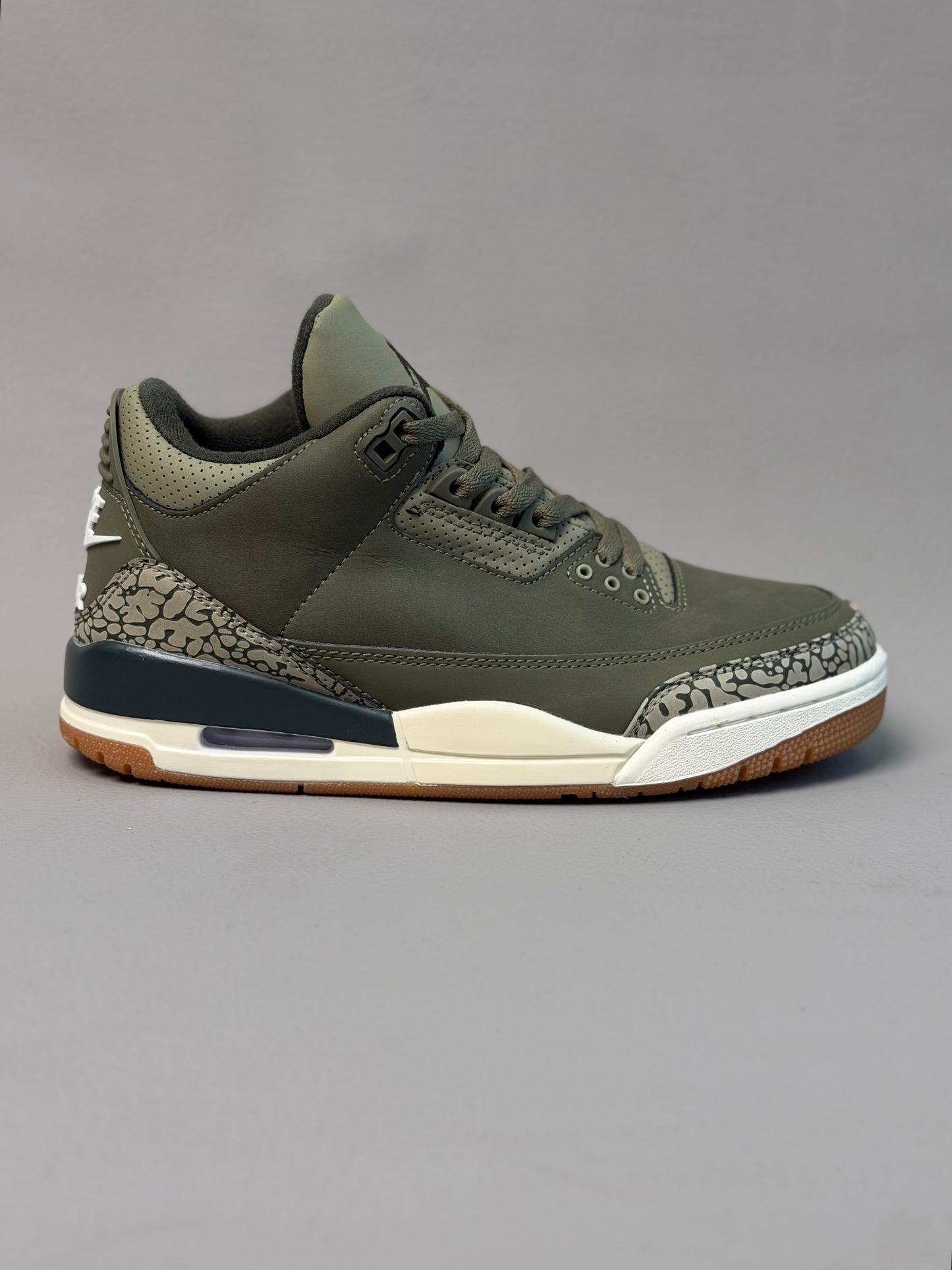 Air Jordan 4