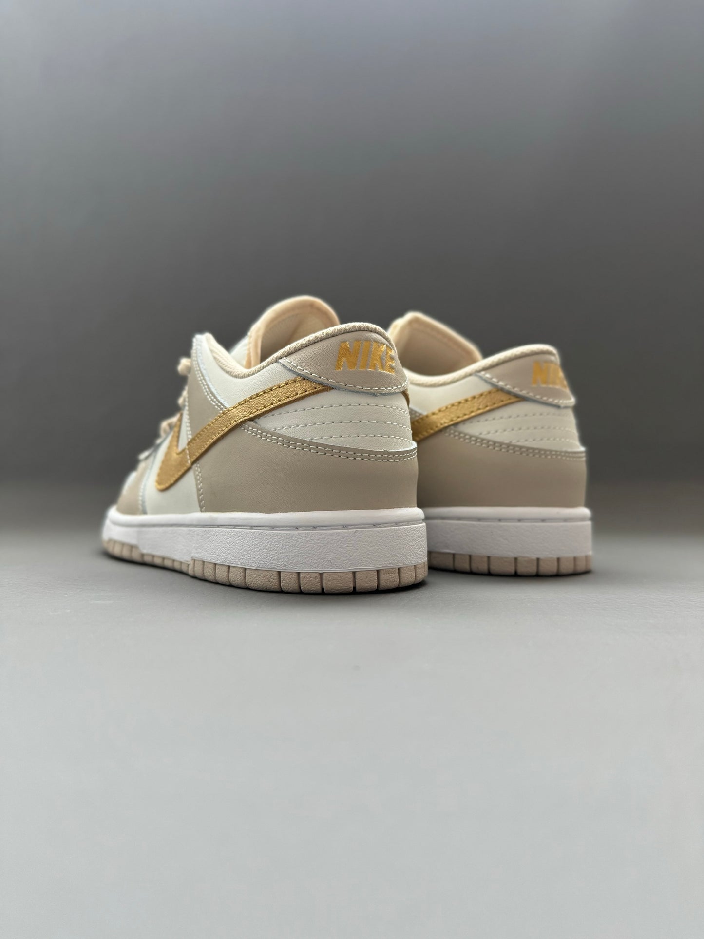 Nike Dunk Low Phantom Metallic Gold