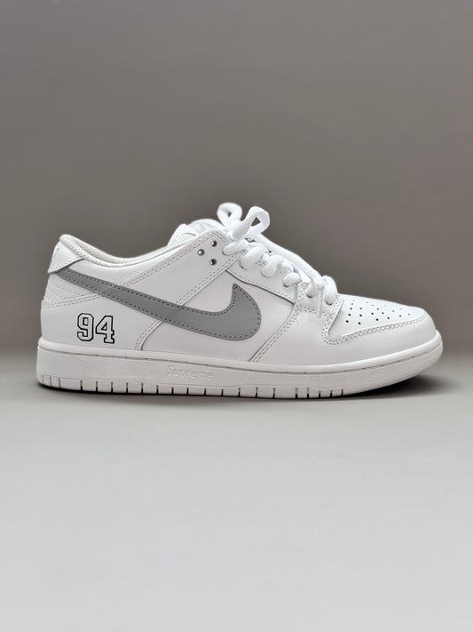 Nike Dunk Low x Supreme