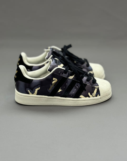 Adidas Superstar