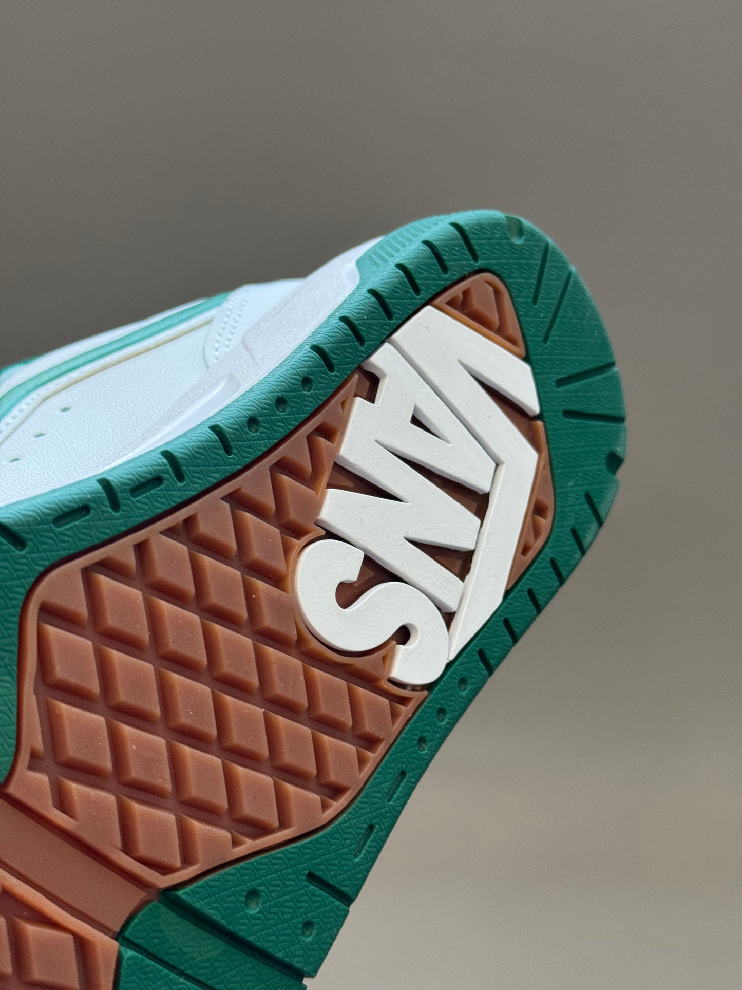Vans Hylane