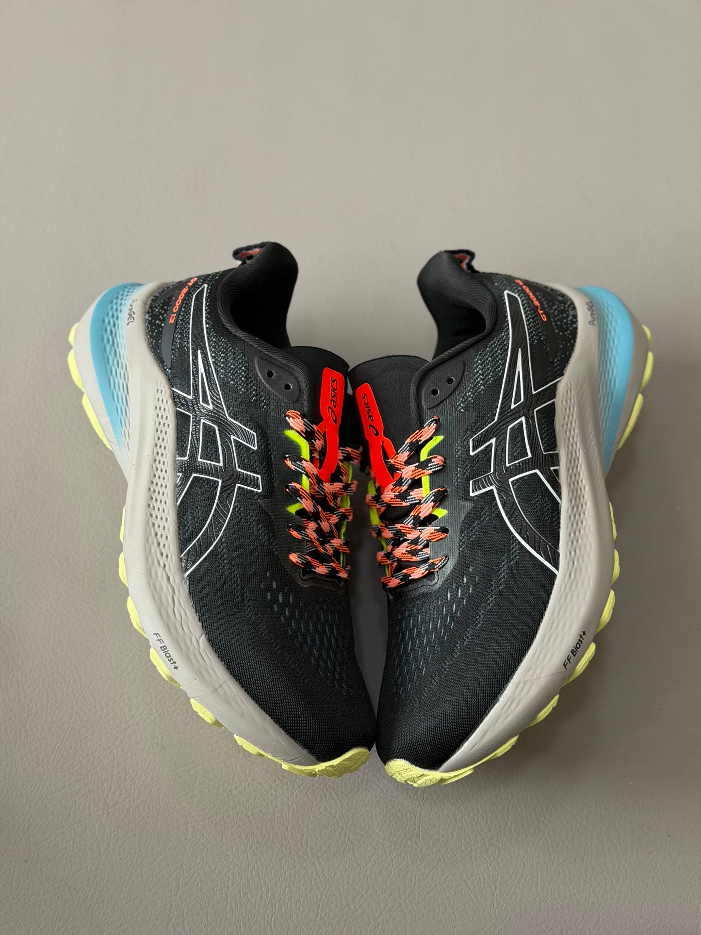Asics GT 2000