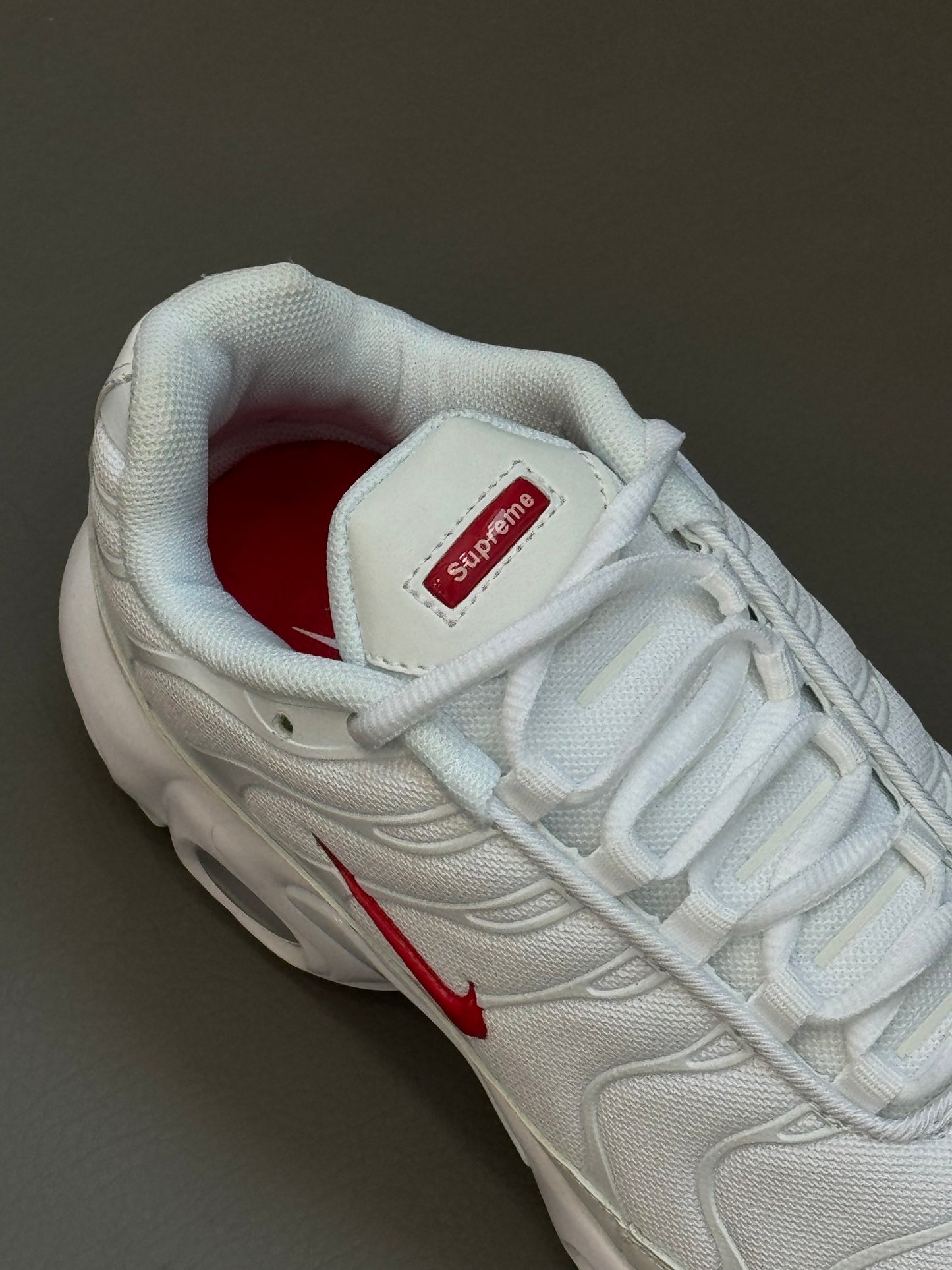 Nike Air Max Plus Supreme White