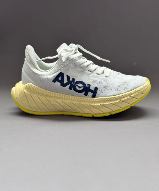 Hoka Challenger