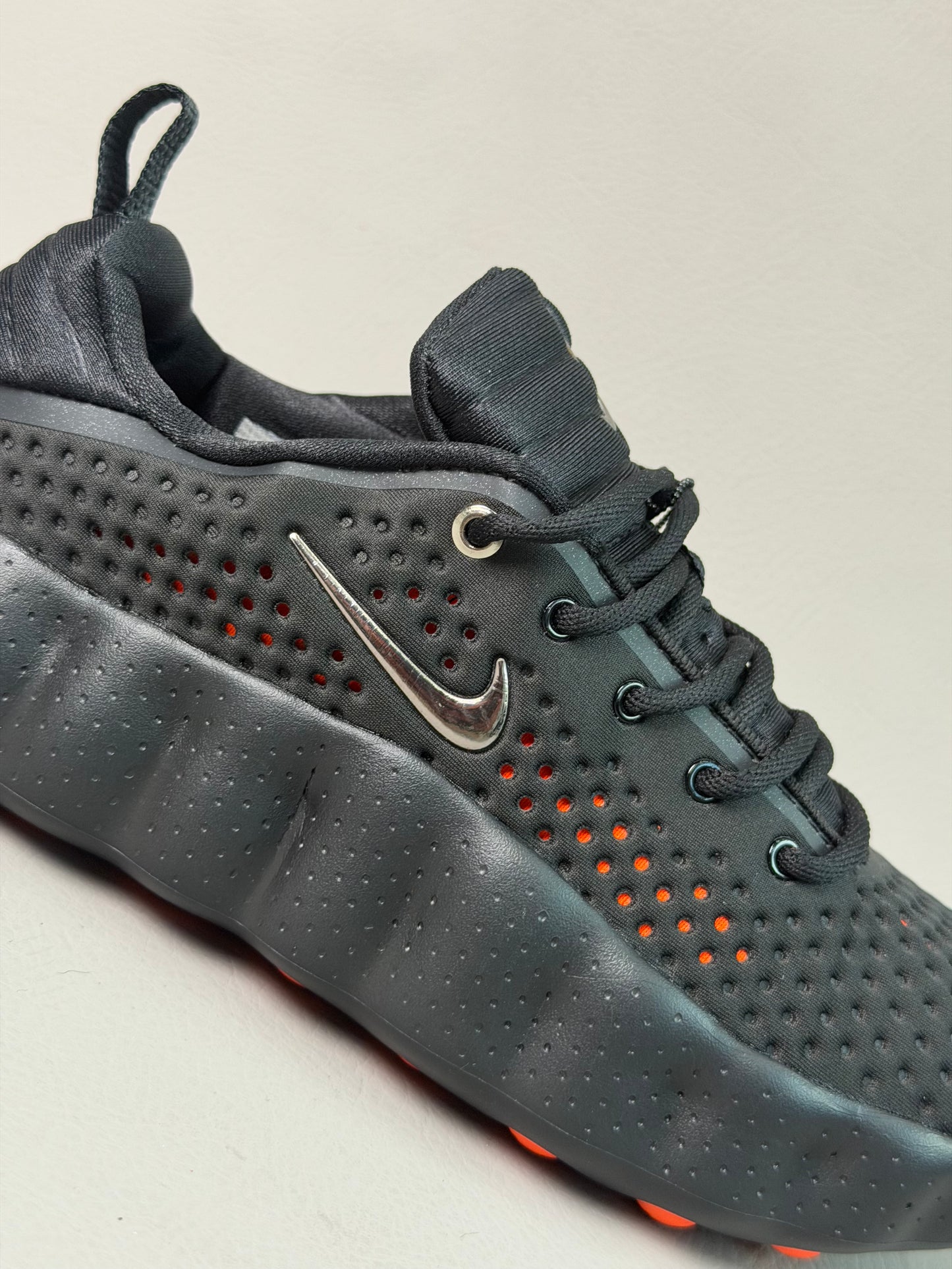 Nike Mind 002