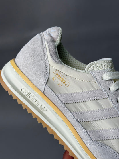 Adidas SL 72