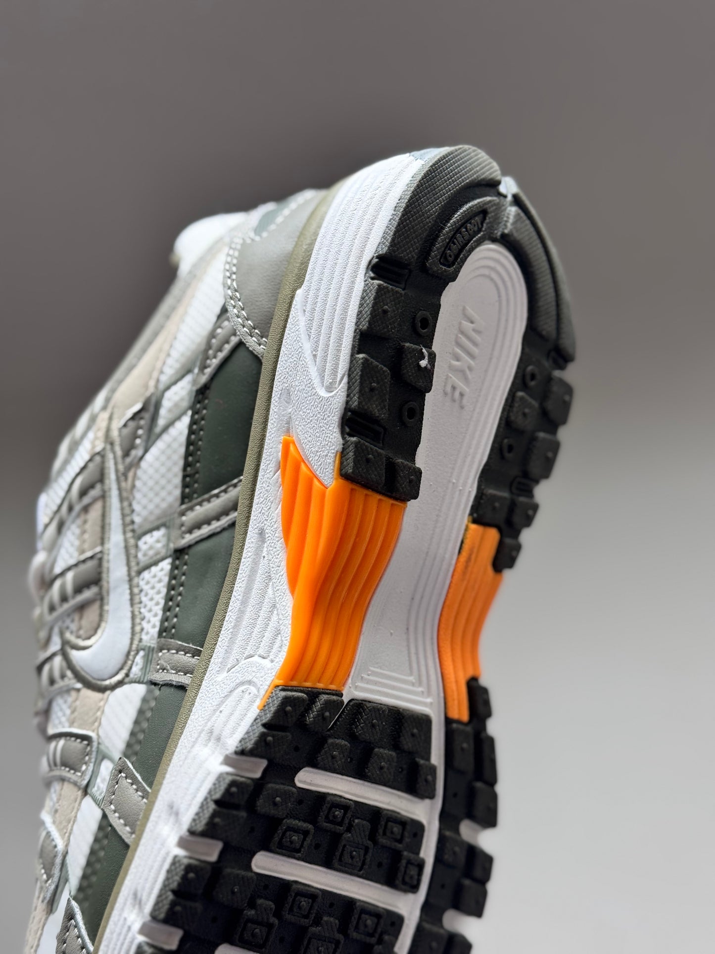 Nike P-6000
