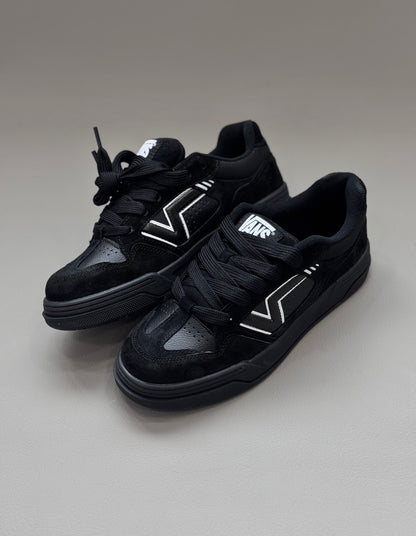 Vans Upland Black