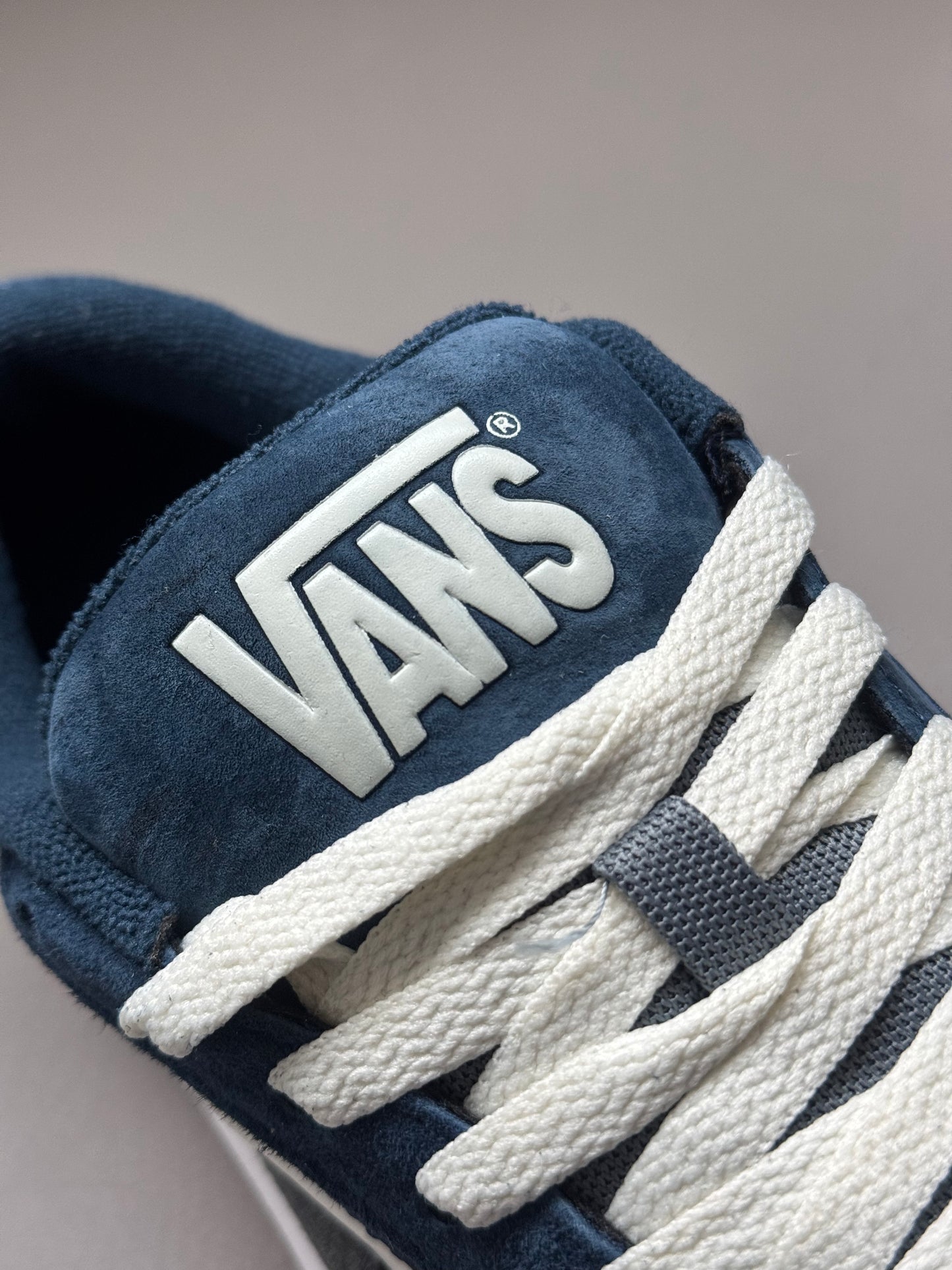 Vans Hylane