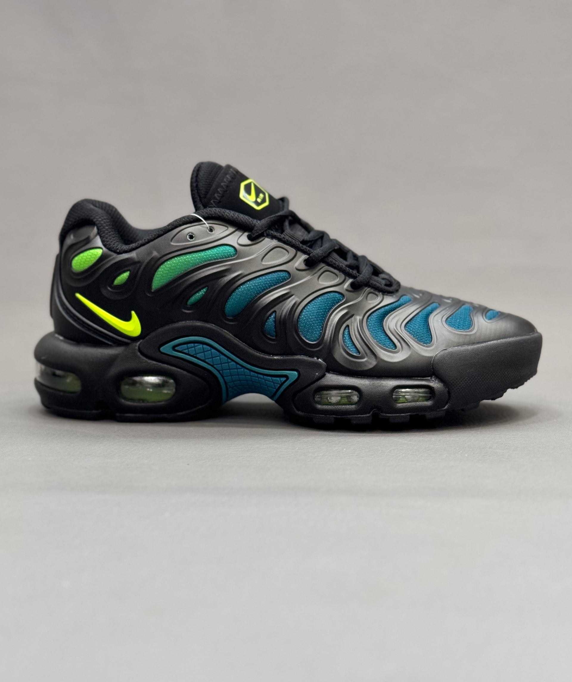 Nike Shoes Green And Black Nike 27 Nike Sportswear Older Kids Air