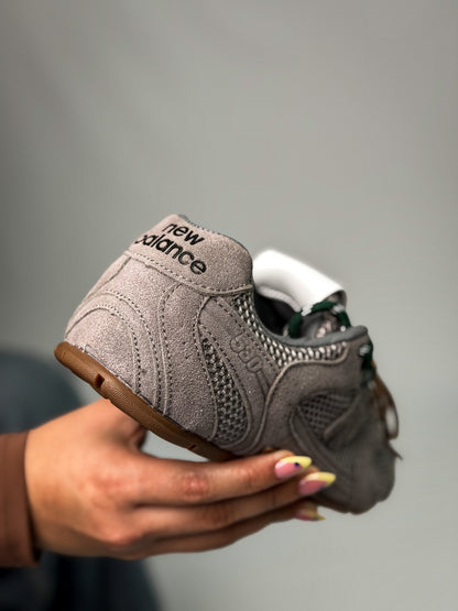 New Balance 204L Miu Miu