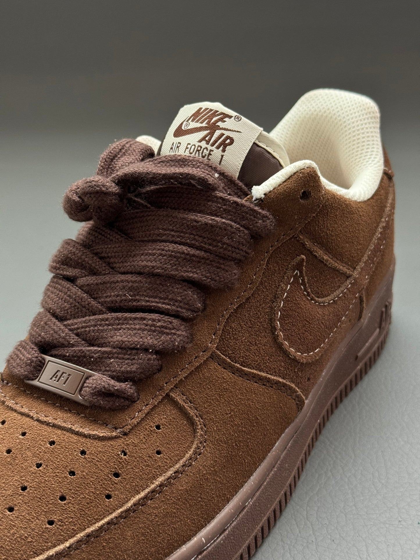 Nike Force 1 Brown