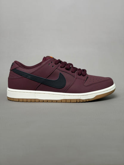 Nike SB Dunk Low