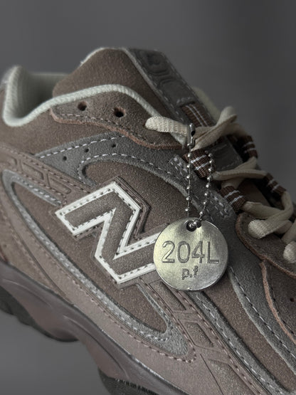 New Balance 204L