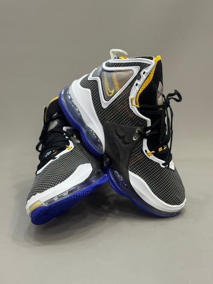 Nike LeBron 19 Hardwood