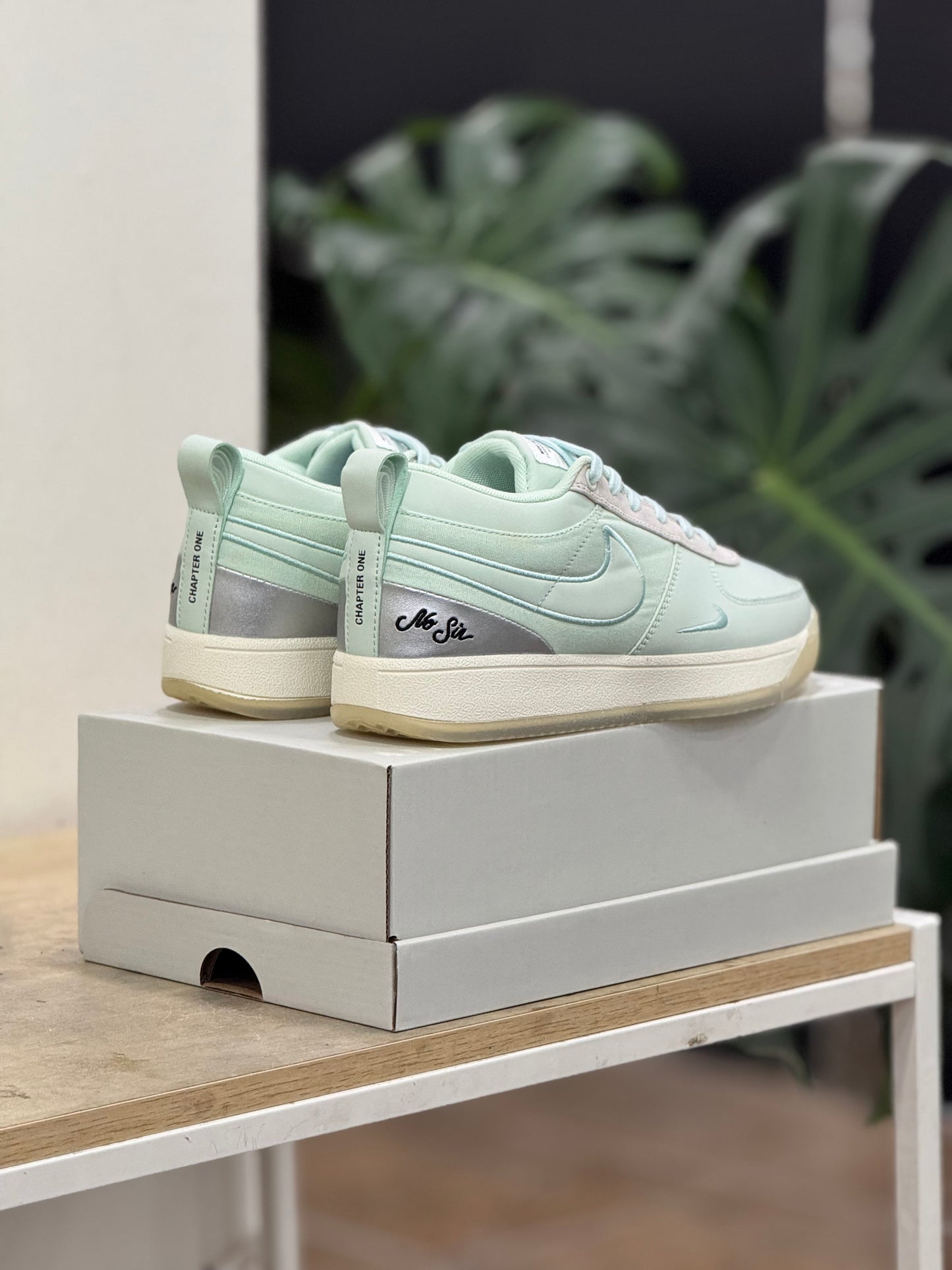 Nike Book 1