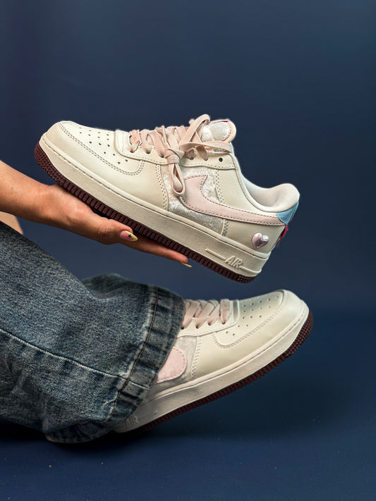 Nike Force 1 Low Valentine’s Day