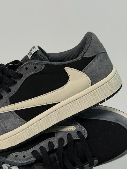 Air Jordan 1 Low x Travis