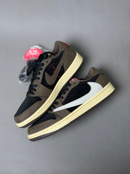 Air Jordan 1 Low x Travis