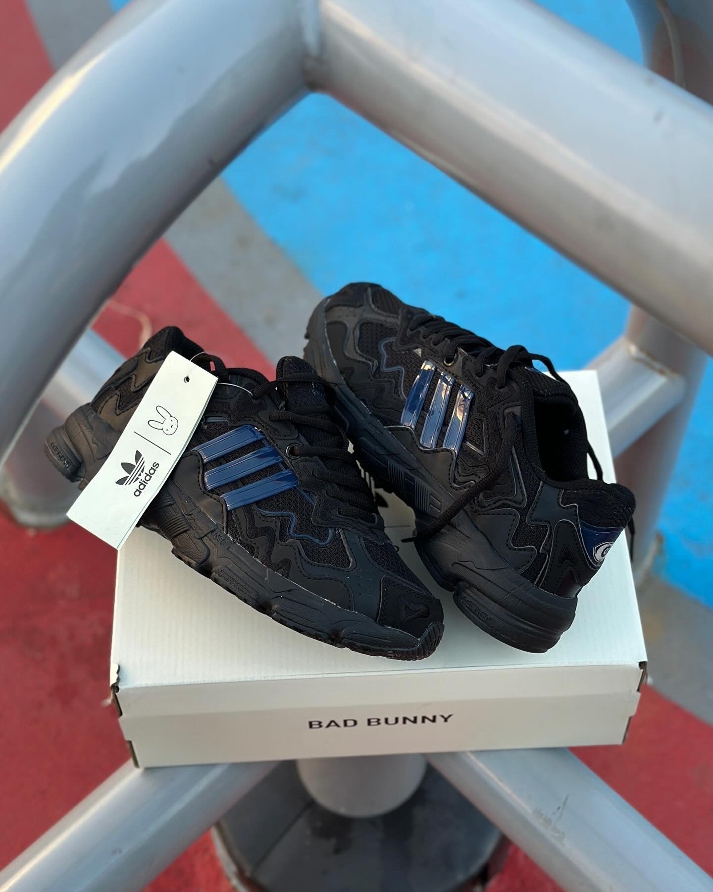 Adidas Response CL x Bad Bunny