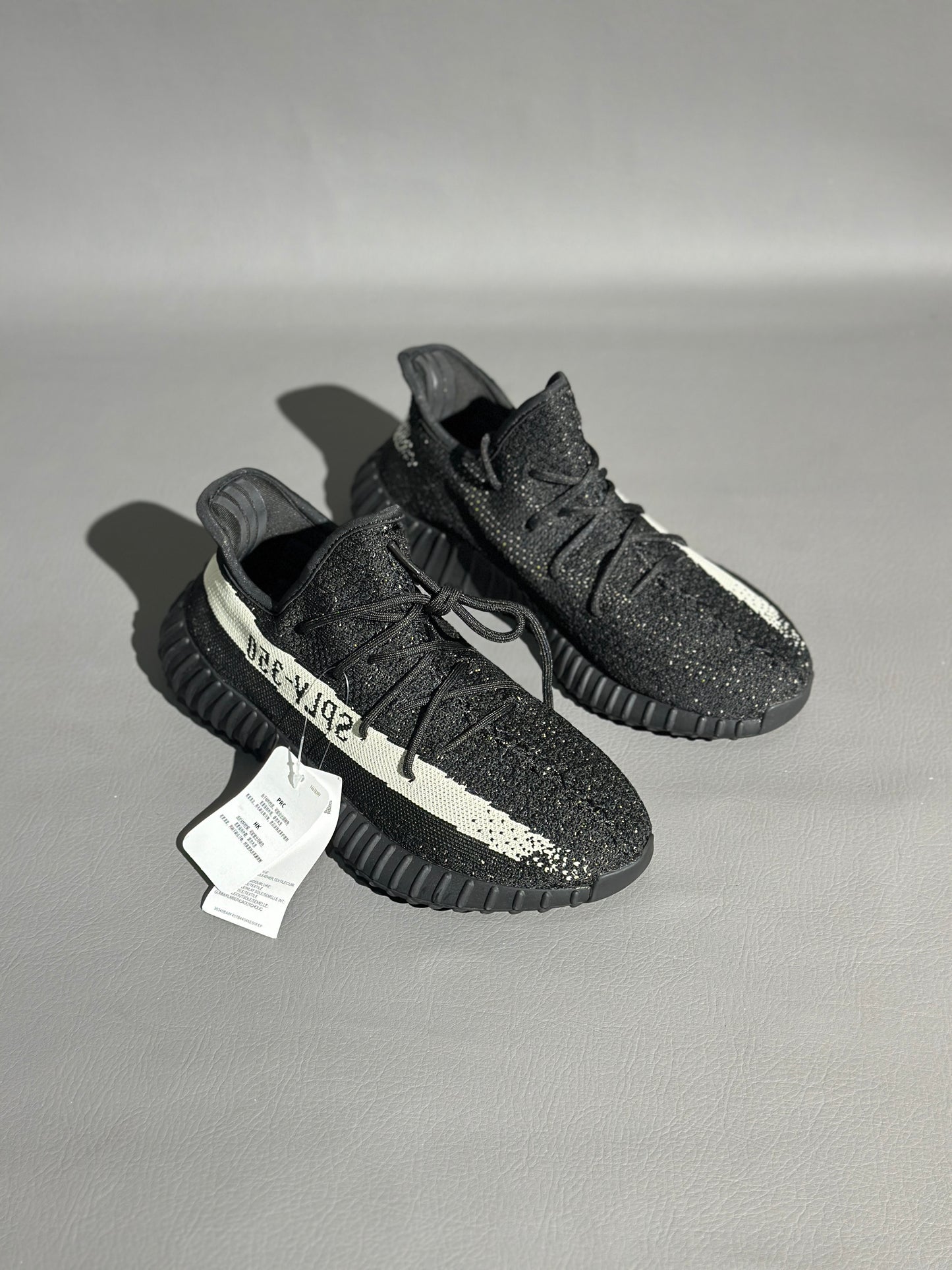 Yeezy Boost 350 V2 Oreo