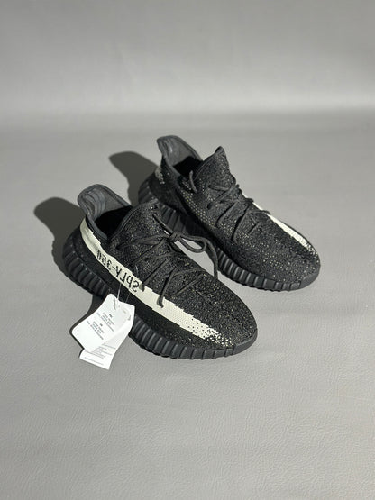 Yeezy Boost 350 V2 Oreo