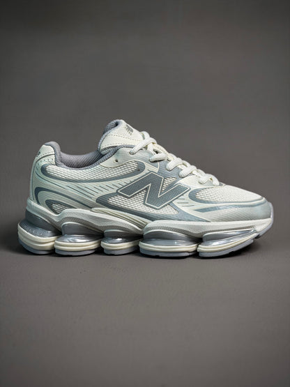 New Balance 2000