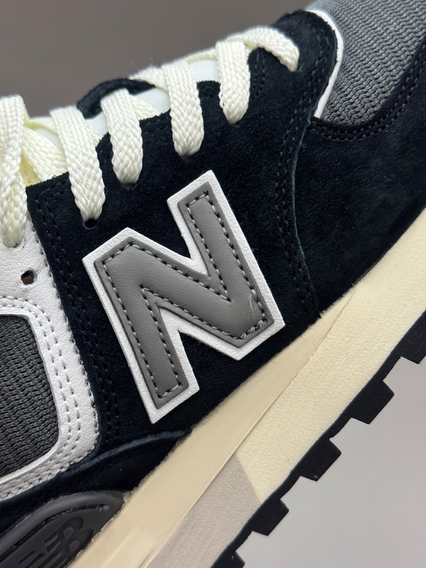 New Balance 574