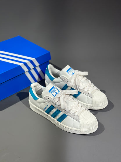 Adidas Superstar