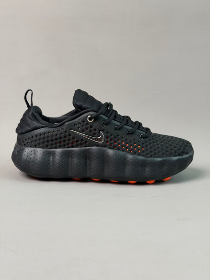 Nike Mind 002