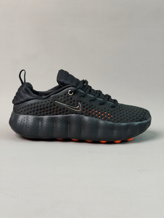 Nike Mind 002