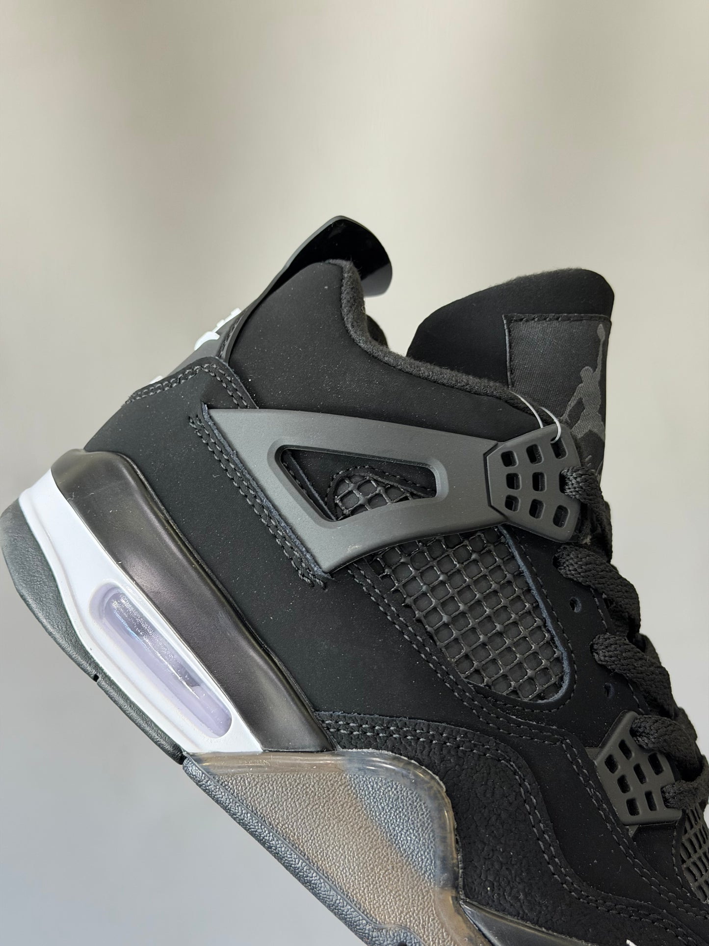 Air Jordan 4