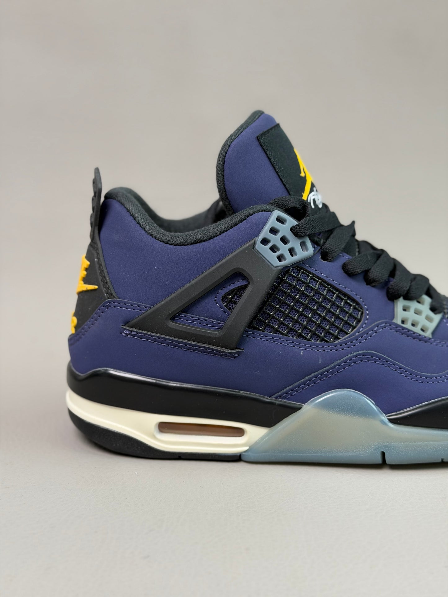 Air Jordan 4 Imperial Purple