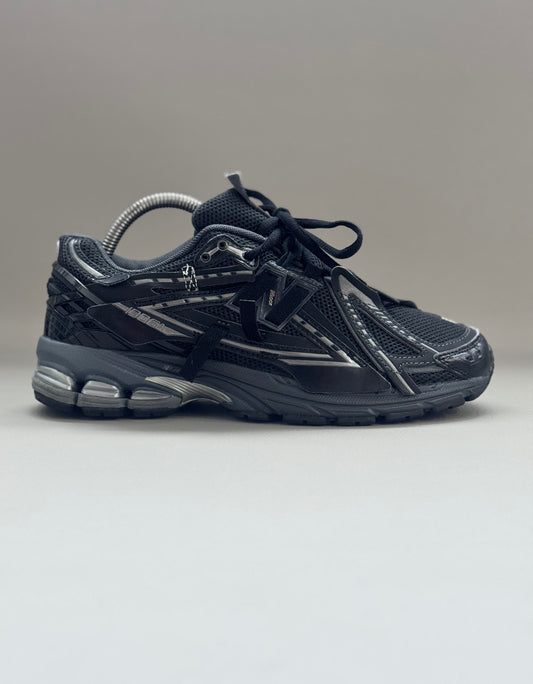 New Balance 1906 Black