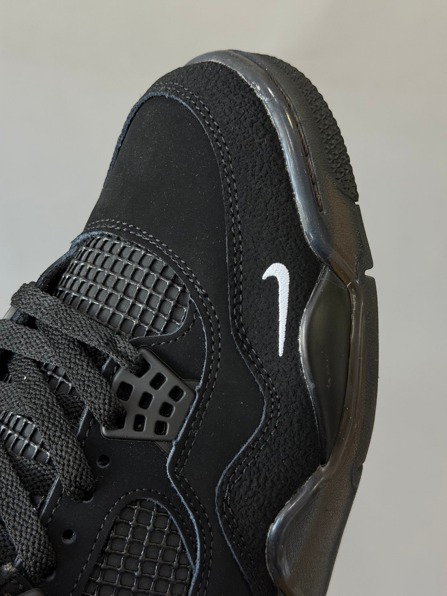 Air Jordan 4