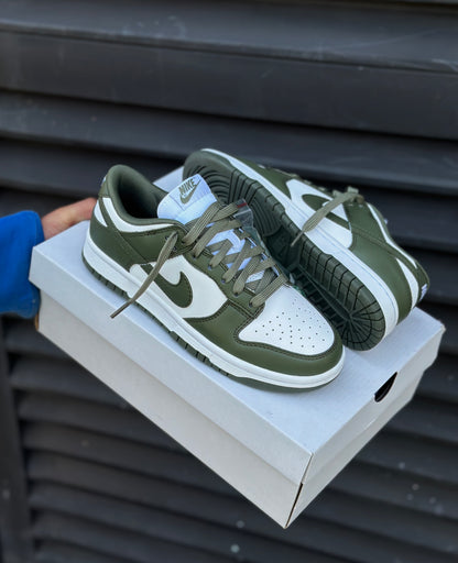 Nike Dunk Low Olive