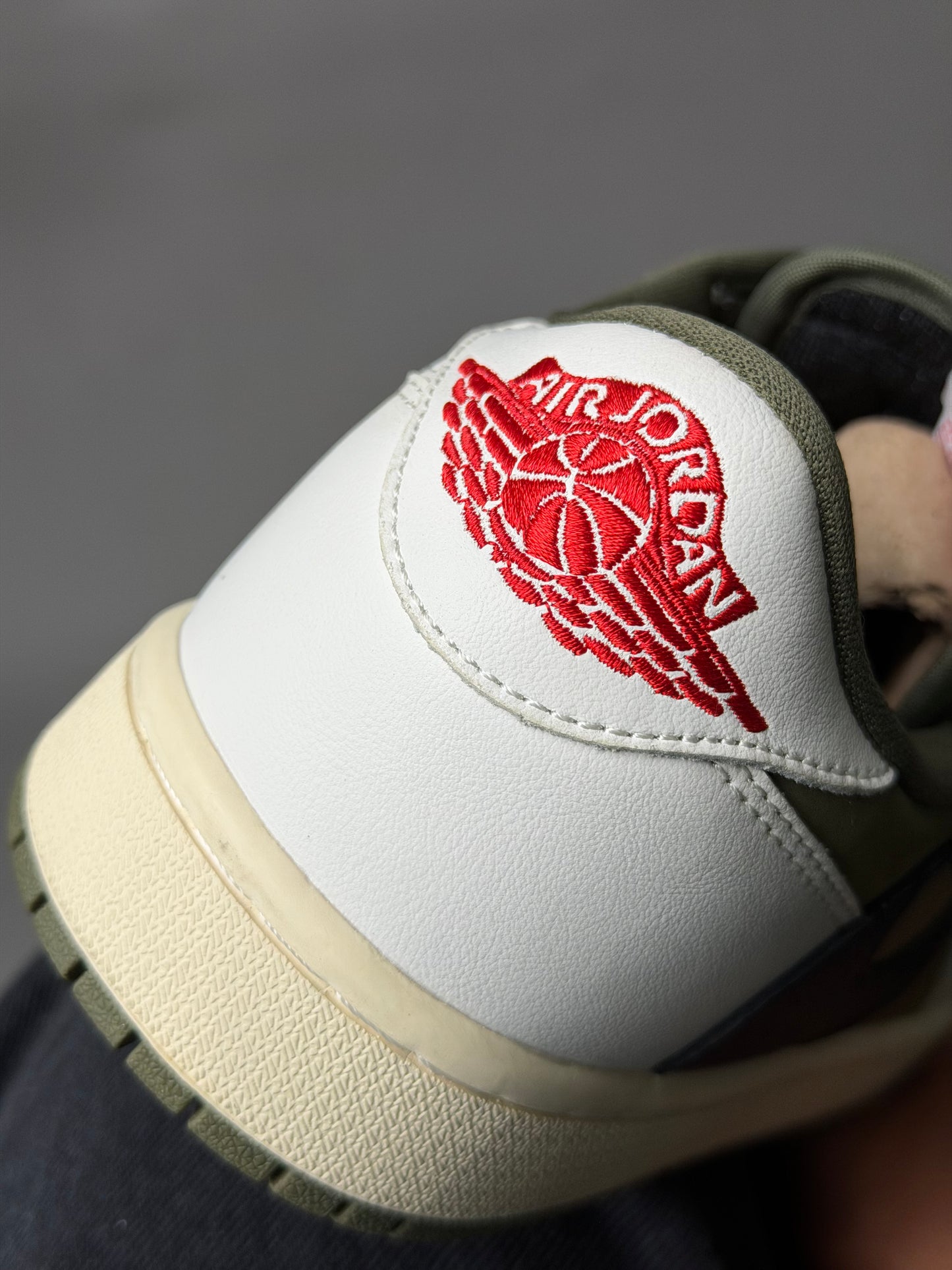 Air Jordan 1 Low x Travis