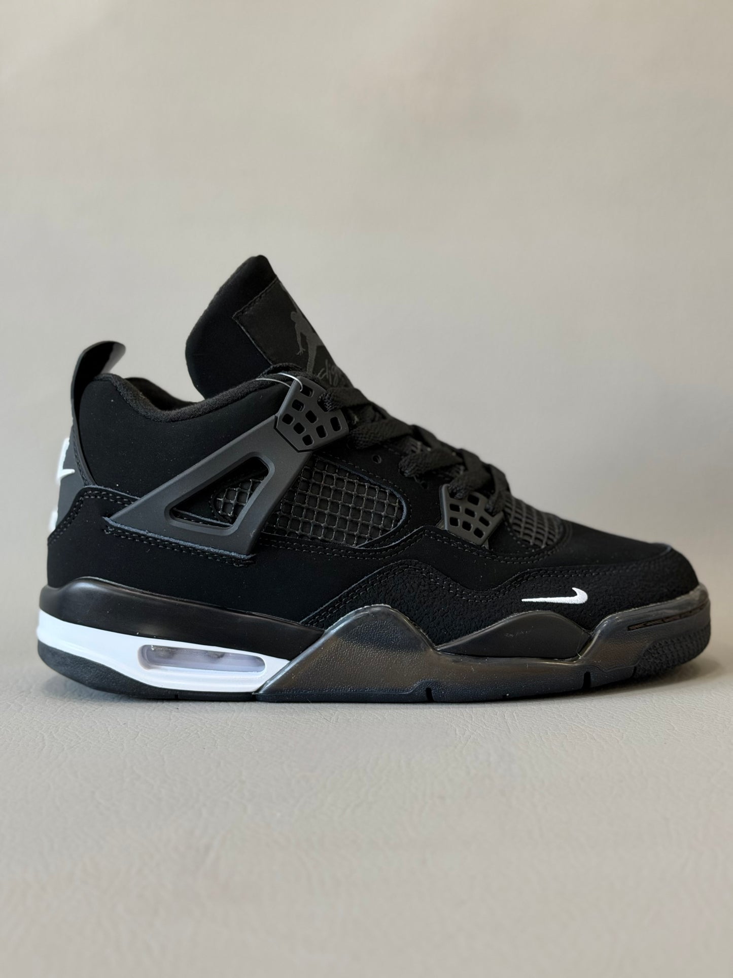 Air Jordan 4